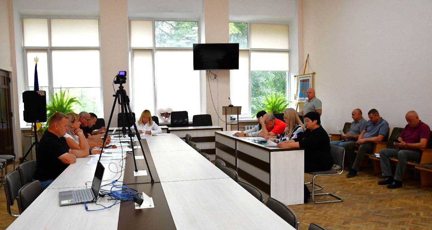 Бюджет, оборона, соціальна підтримка та розвиток громади: відбулося засідання постійної комісії міської ради